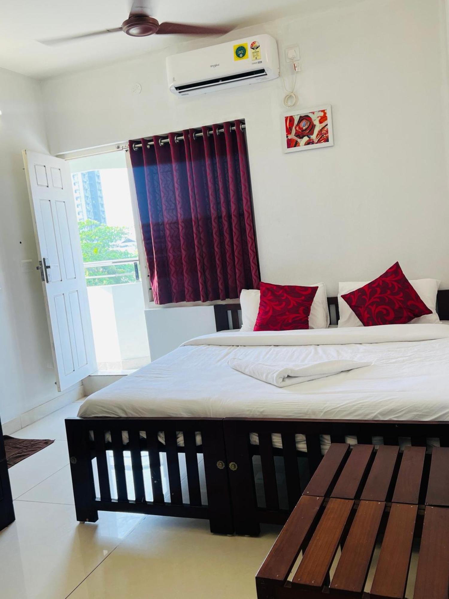 White House Inn Kochi Esterno foto