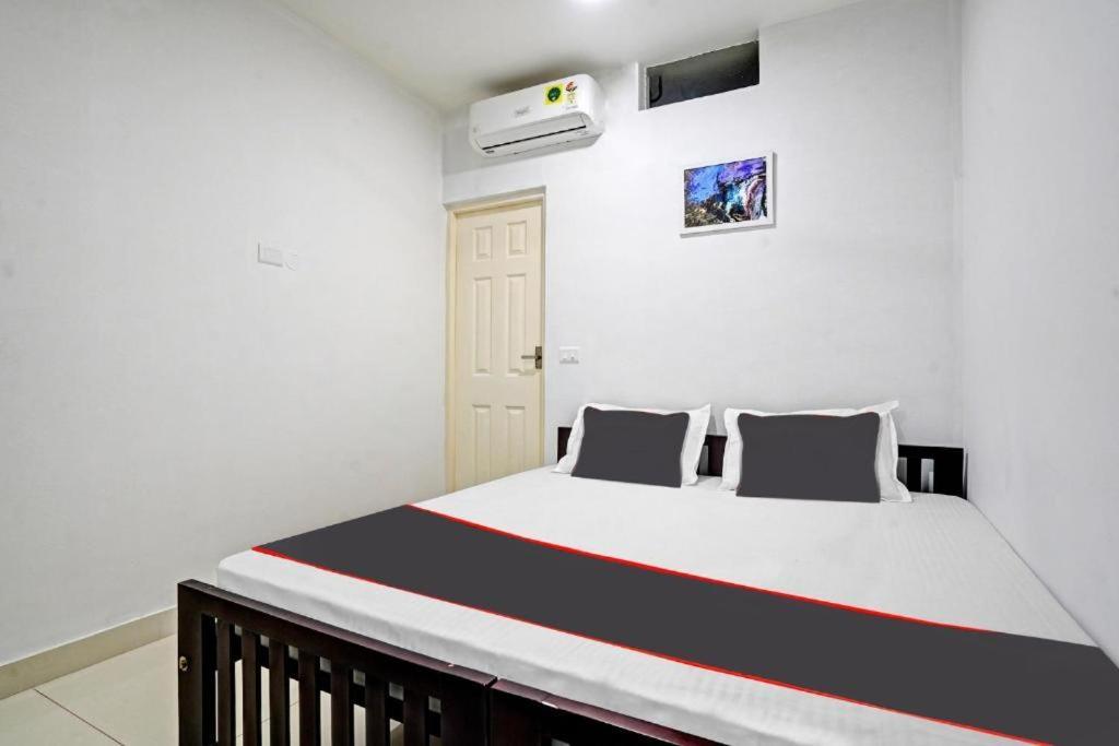 White House Inn Kochi Esterno foto
